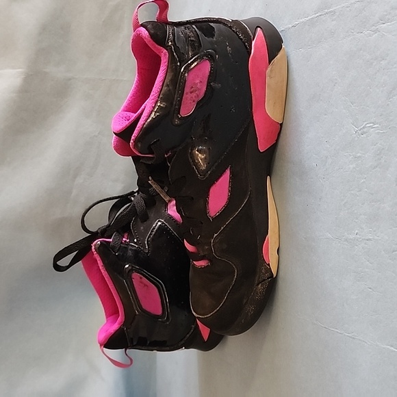 Jordan's - Picture 3 of 4